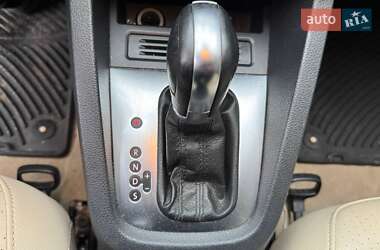 Седан Volkswagen Jetta 2013 в 