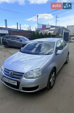 Седан Volkswagen Jetta 2008 в Киеве