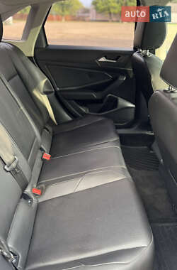 Седан Volkswagen Jetta 2019 в 