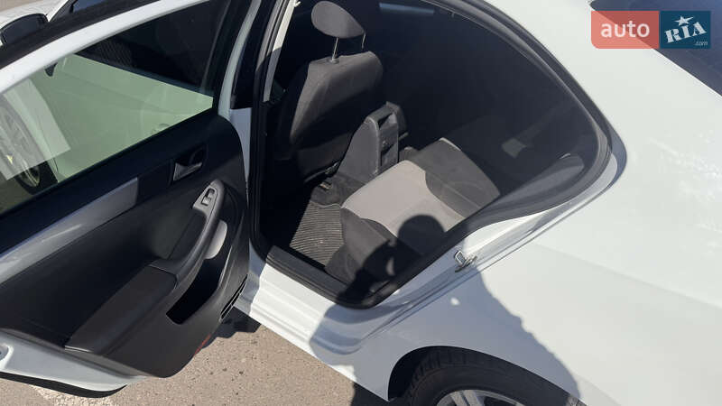 Седан Volkswagen Jetta 2017 в Харкові