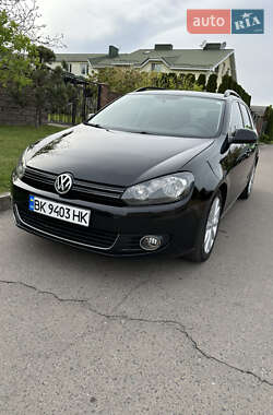Універсал Volkswagen Jetta 2012 в 