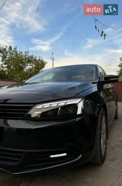 Седан Volkswagen Jetta 2012 в Чумаках