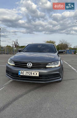 Седан Volkswagen Jetta 2017 в 