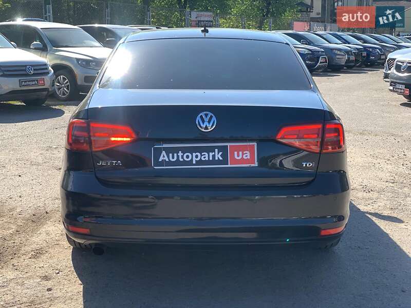 Седан Volkswagen Jetta 2016 в Вінниці