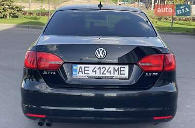 Седан Volkswagen Jetta 2013 в 