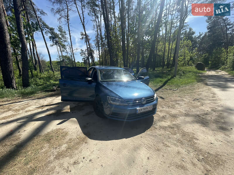 Седан Volkswagen Jetta 2014 в Житомирі