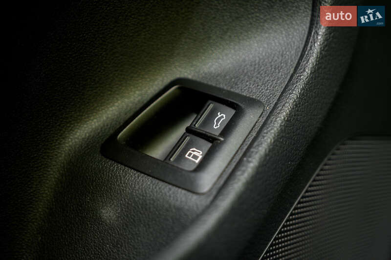 Седан Volkswagen Jetta 2015 в Луцке
