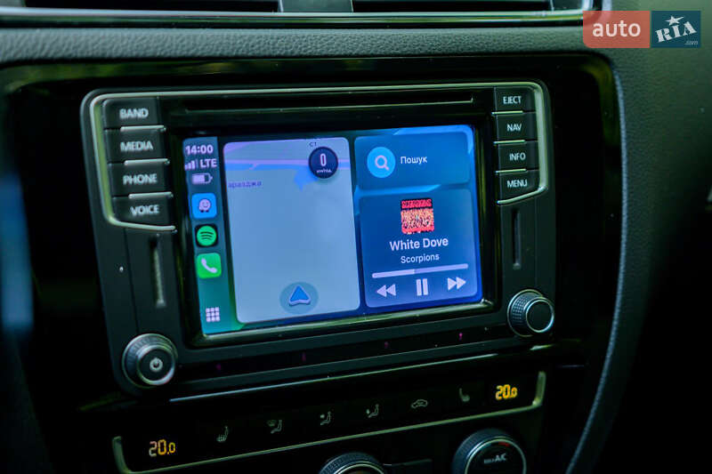 Седан Volkswagen Jetta 2015 в Луцке