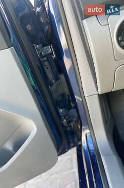 Седан Volkswagen Jetta 2008 в 