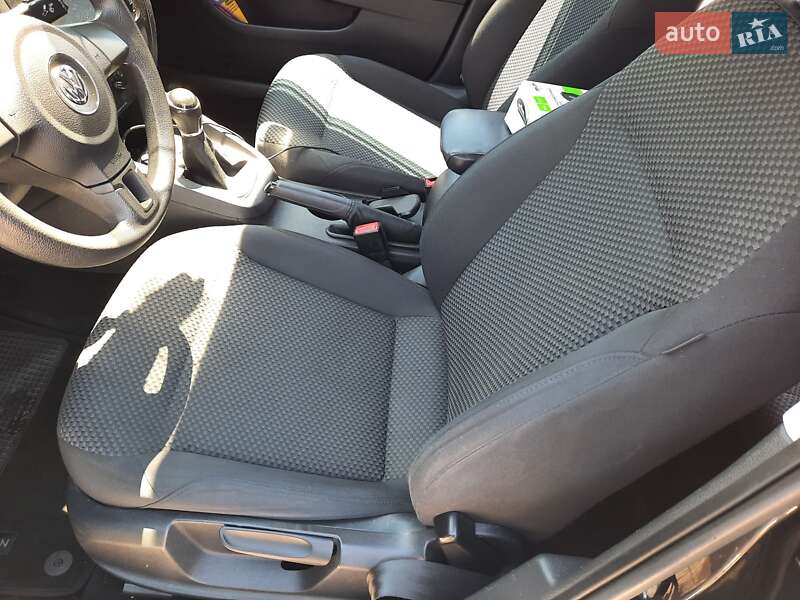 Седан Volkswagen Jetta 2013 в Черкасах