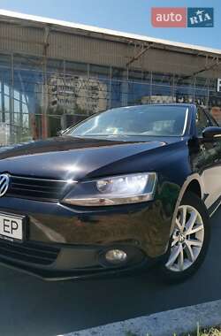Седан Volkswagen Jetta 2013 в Запоріжжі