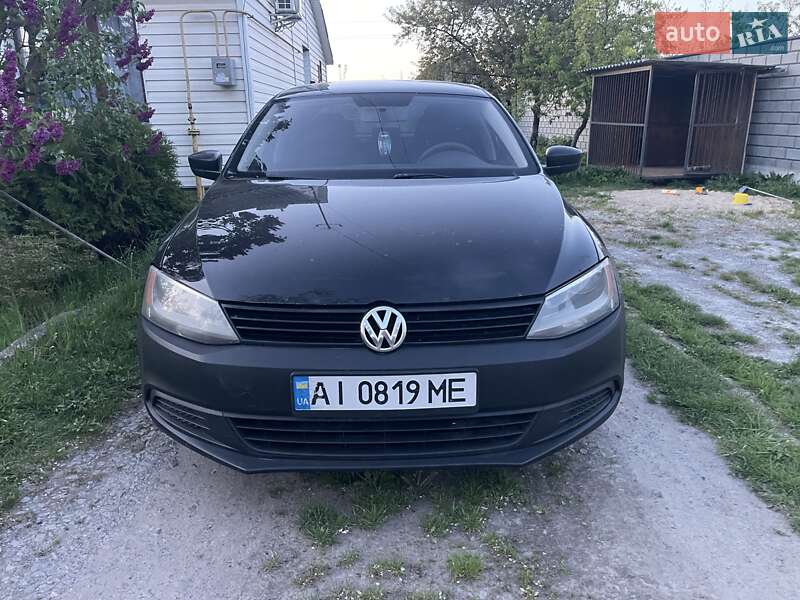 Седан Volkswagen Jetta 2013 в Рівному