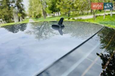 Седан Volkswagen Jetta 2016 в 