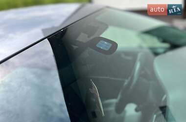 Седан Volkswagen Jetta 2016 в 