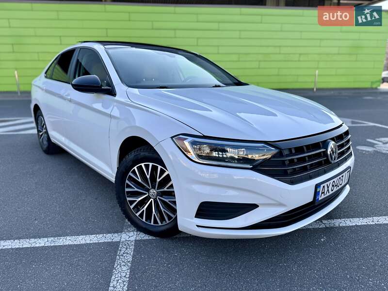 Седан Volkswagen Jetta 2018 в Києві