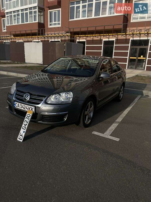 Седан Volkswagen Jetta 2007 в Умані