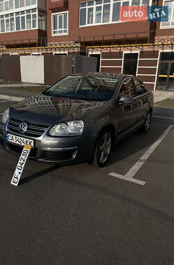 Седан Volkswagen Jetta 2007 в 