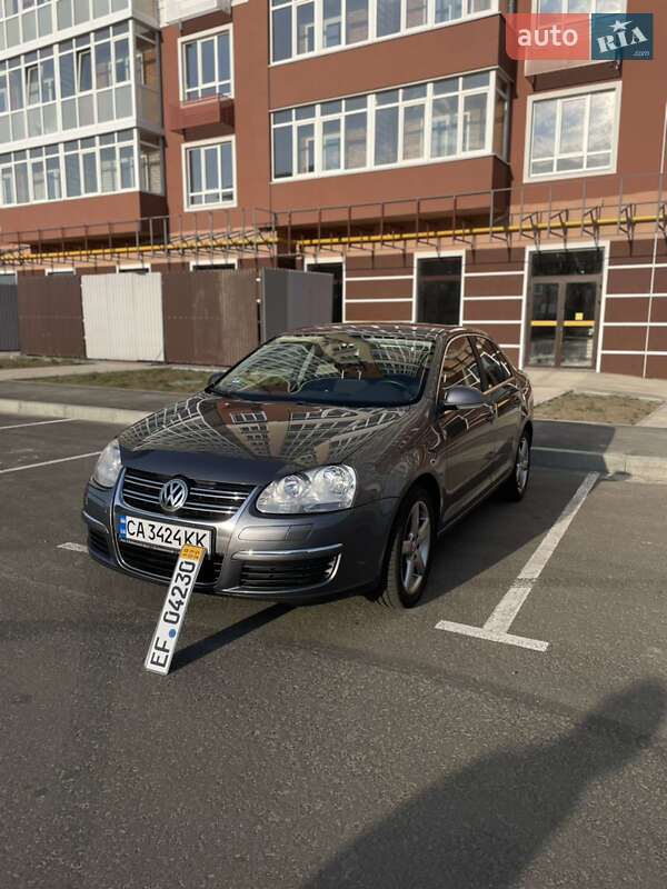 Седан Volkswagen Jetta 2007 в Умані