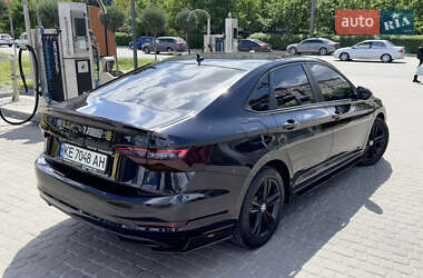 Седан Volkswagen Jetta 2018 в 
