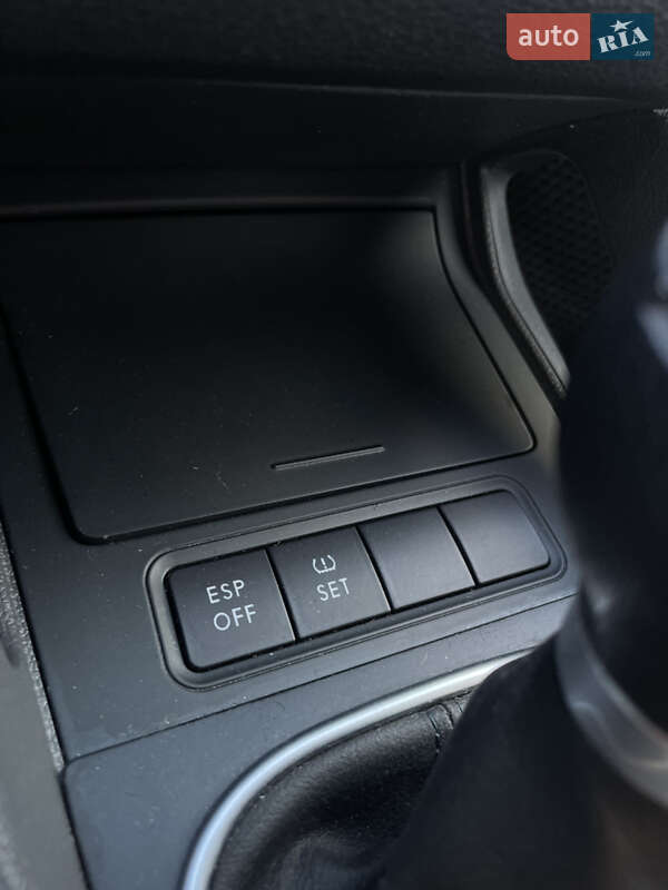Седан Volkswagen Jetta 2007 в Умані