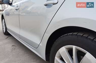 Седан Volkswagen Jetta 2016 в 