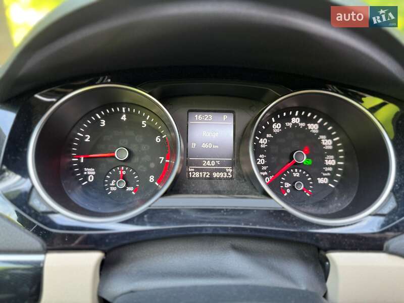 Седан Volkswagen Jetta 2017 в Львові