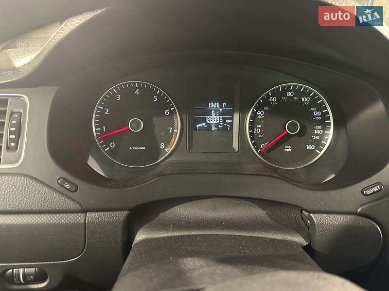 Седан Volkswagen Jetta 2011 в Одесі