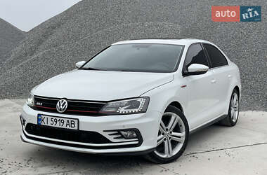 Седан Volkswagen Jetta 2012 в Києві
