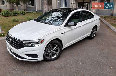 Седан Volkswagen Jetta 2018 в Києві