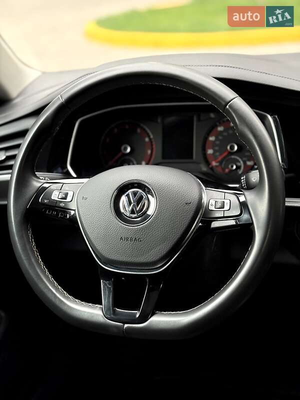 Седан Volkswagen Jetta 2020 в Ивано-Франковске