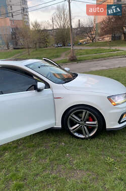 Седан Volkswagen Jetta 2017 в Кривом Роге