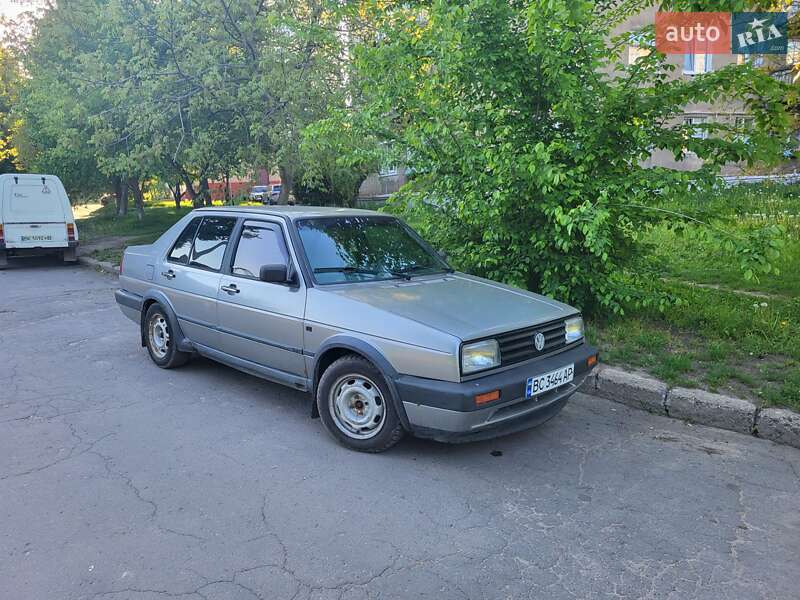 Седан Volkswagen Jetta 1990 в Нововолинську