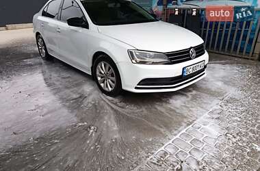 Седан Volkswagen Jetta 2016 в Львові
