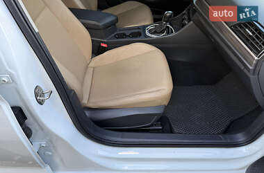 Седан Volkswagen Jetta 2018 в 
