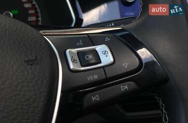 Седан Volkswagen Jetta 2021 в 
