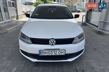 Седан Volkswagen Jetta 2013 в Одесі