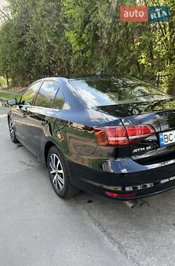 Седан Volkswagen Jetta 2017 в 