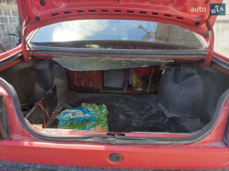 Седан Volkswagen Jetta 1991 в Монастыриске