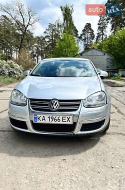Седан Volkswagen Jetta 2008 в Киеве