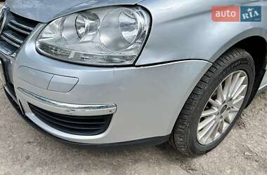 Седан Volkswagen Jetta 2008 в 