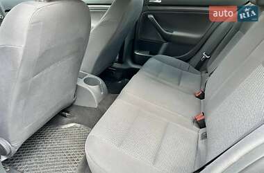 Седан Volkswagen Jetta 2008 в 
