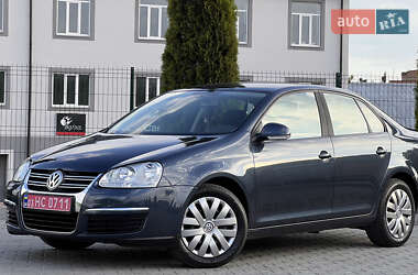 Седан Volkswagen Jetta 2006 в Вінниці