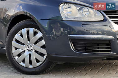 Седан Volkswagen Jetta 2006 в 