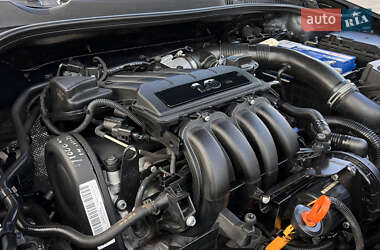 Седан Volkswagen Jetta 2006 в 