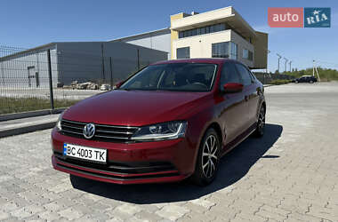 Седан Volkswagen Jetta 2016 в Львове