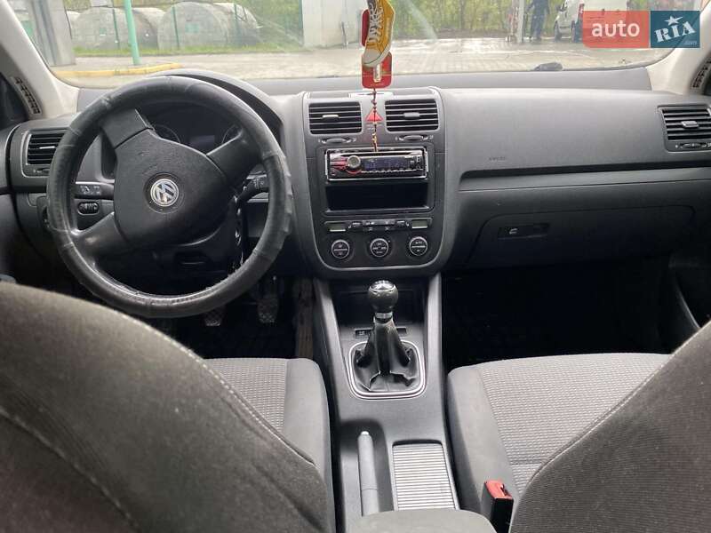 Седан Volkswagen Jetta 2008 в Сколе