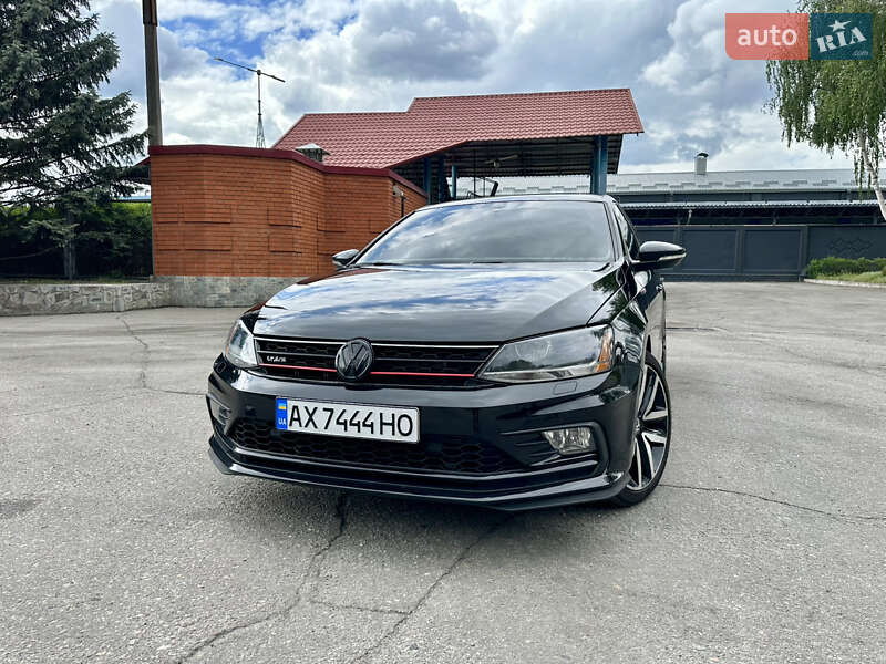 Седан Volkswagen Jetta 2017 в Харькове