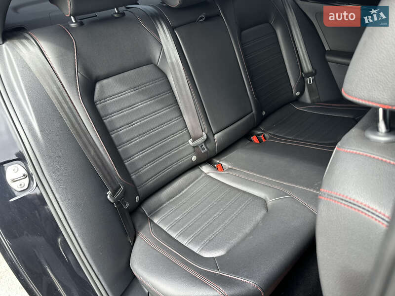 Седан Volkswagen Jetta 2017 в Харькове