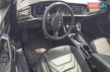 Седан Volkswagen Jetta 2021 в 