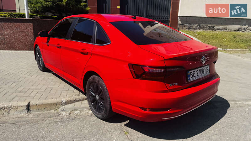 Седан Volkswagen Jetta 2019 в Николаеве